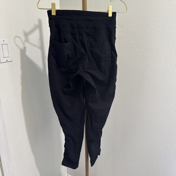 Lululemon Black Micro Striped Track Pants with Pockets Size 2 - Picture 4 of 4